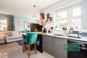 Photo 25- click for photo gallery